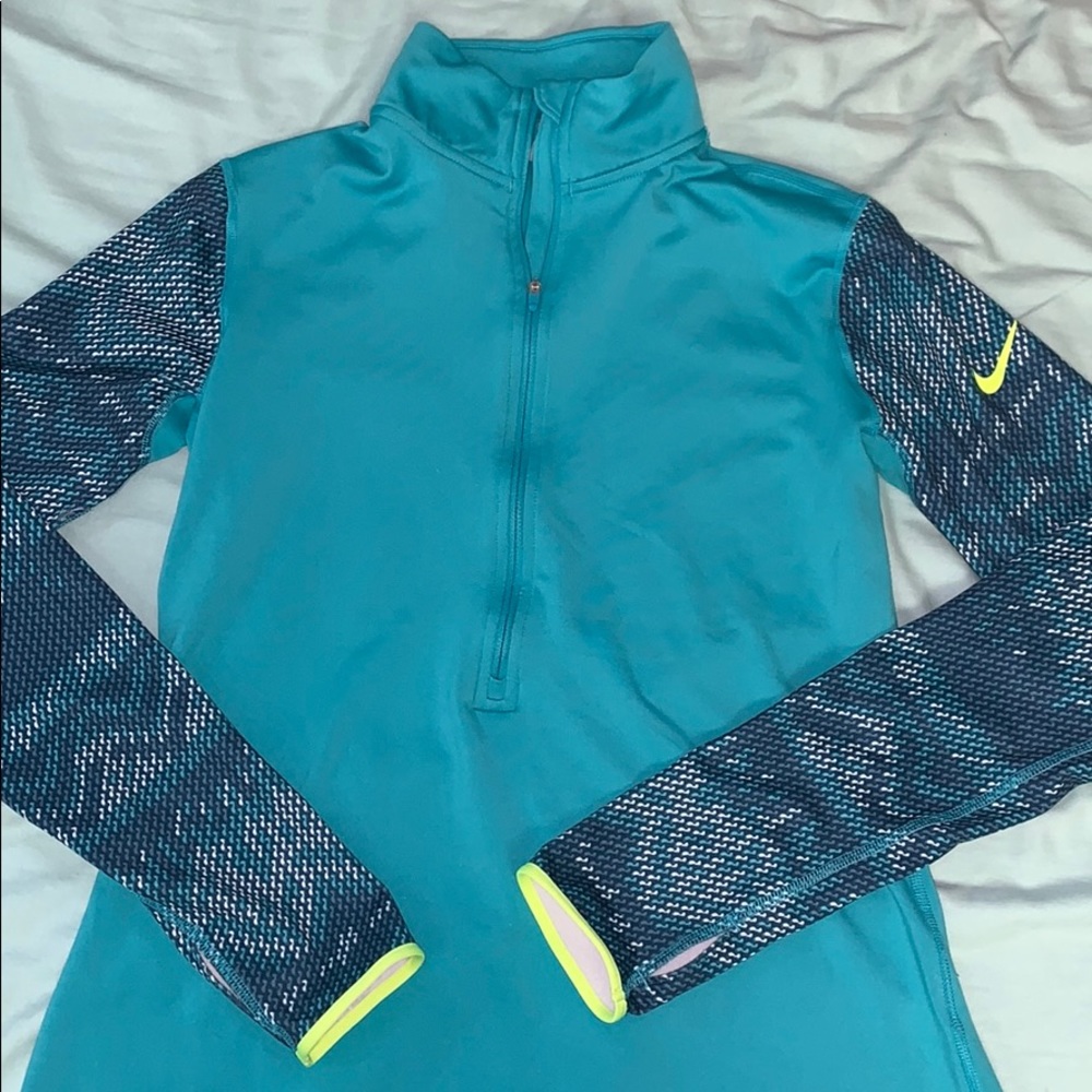 Nike half zip dry fit top